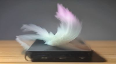 草莓视频ios iPad使用体验评测配图，iPad Pro横屏显示视频内容，画面清晰